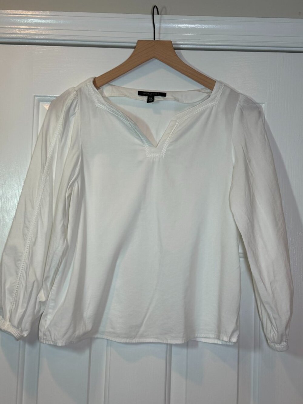 Banana Republic White Blouse Petite XS Long Braided Sleeve Boho Peasant Top